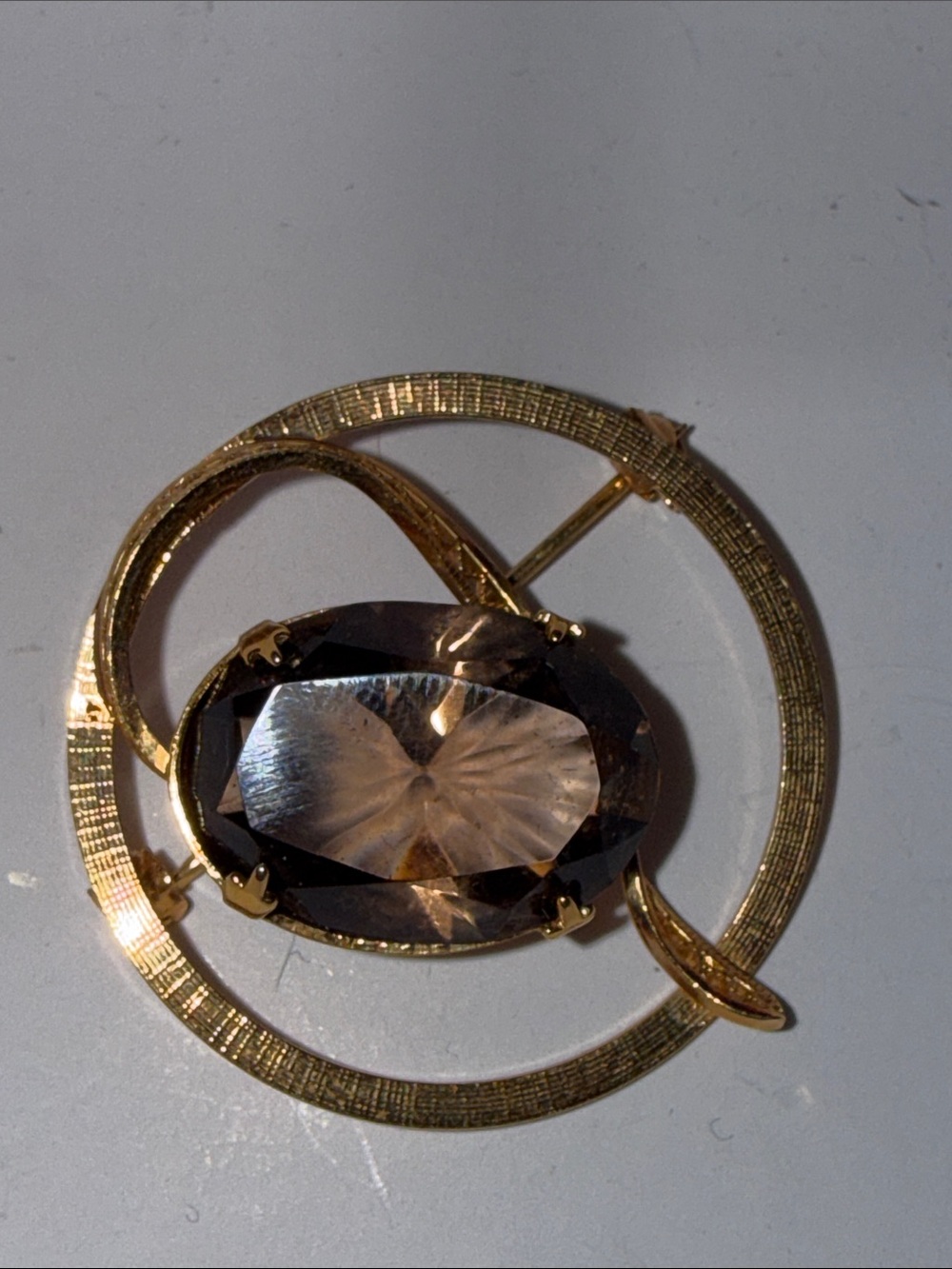 1/20 12K Gold Filled Circle Brooch with Oval brown stone Crystal